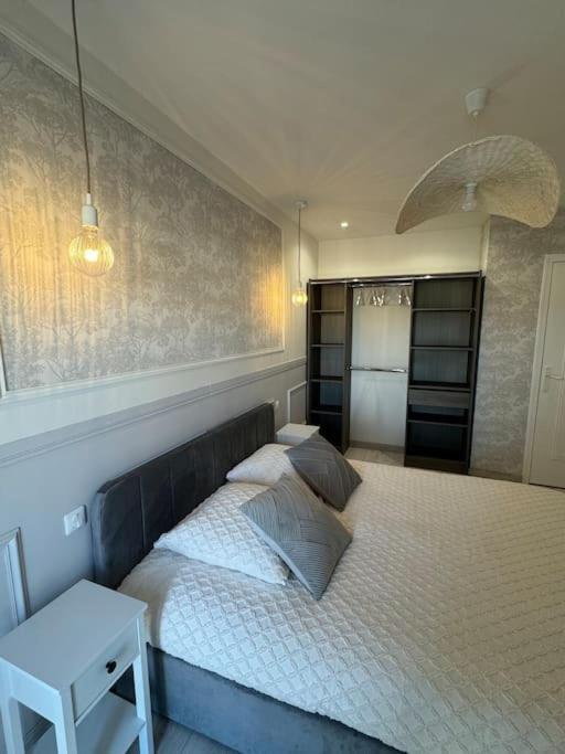 Appartement Avec Magnifique Vue Sur La Saone Et Son Balcon Шалон-сюр-Сон Екстериор снимка