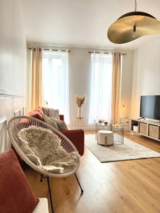 Appartement Avec Magnifique Vue Sur La Saone Et Son Balcon Шалон-сюр-Сон Екстериор снимка