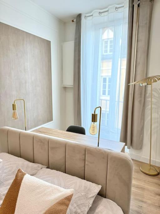 Appartement Avec Magnifique Vue Sur La Saone Et Son Balcon Шалон-сюр-Сон Екстериор снимка